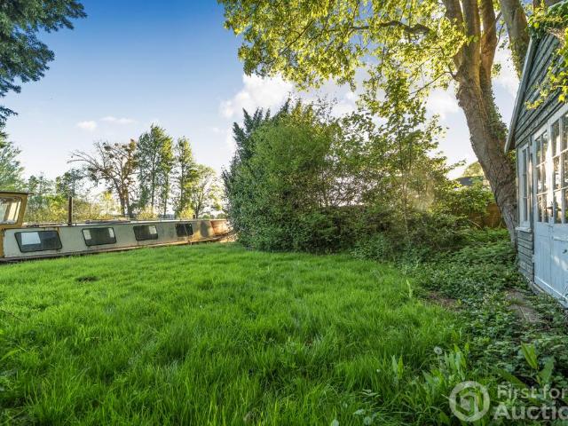 Land for sale in Reading