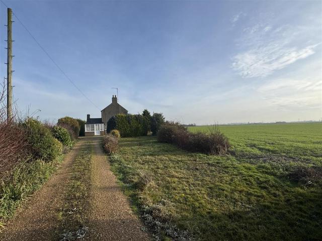 Land for sale in Gosberton Clough, Lincolnshire
