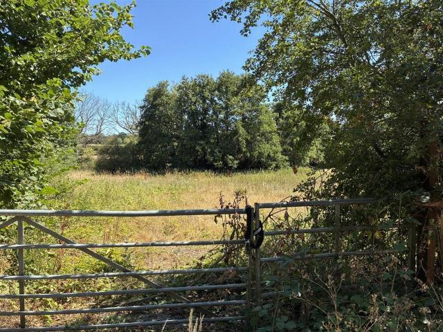 Land for sale in Bolton Low Houses, Hampshire