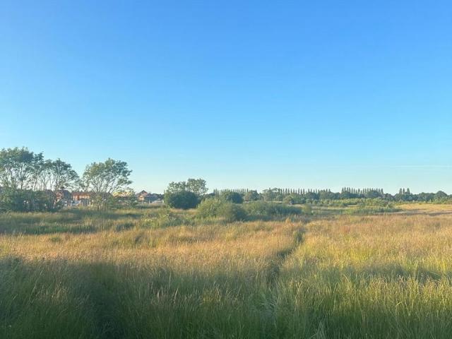 Land for sale in Panshanger, Fretherne