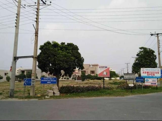 Land for sale in لاہور, لاہور ڈویژن