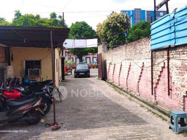 Property for sale in North Delhi, Deri