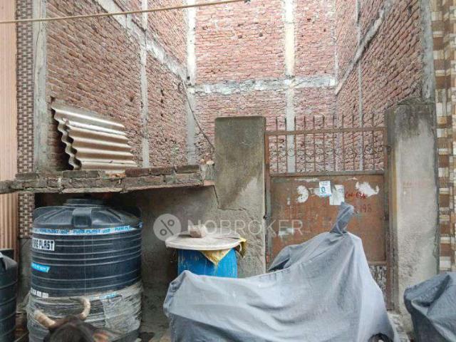 Property for sale in Deri