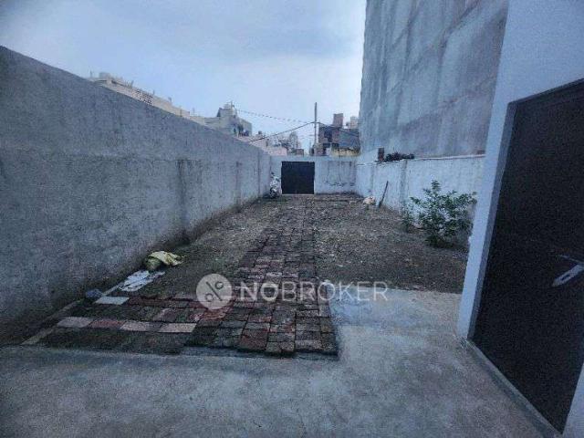 Property for sale in South West Delhi, Deri