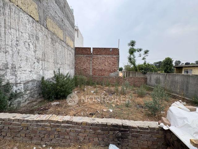 Property for sale in Hariana