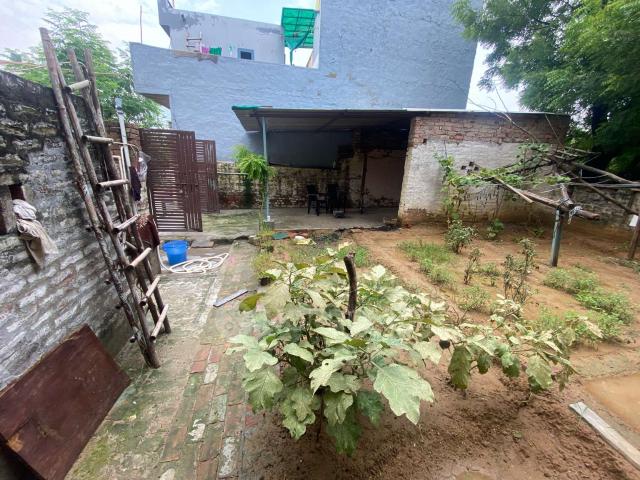 Property for sale in South West Delhi, Deri