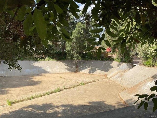 Land for sale in Canoga Park, California