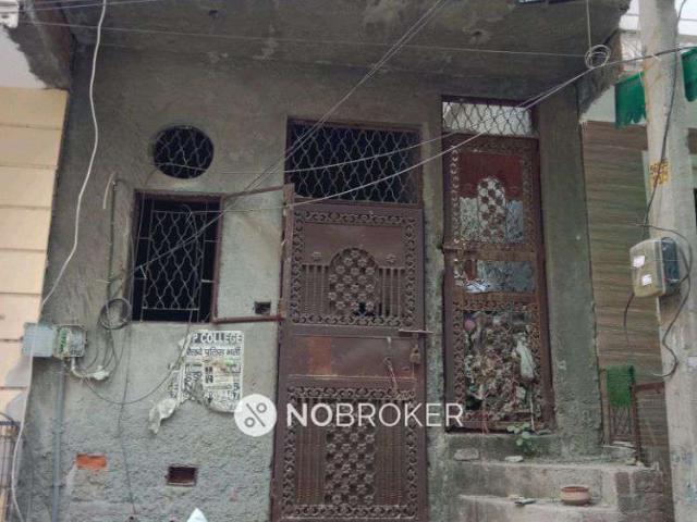 Property for sale in North Delhi, Deri