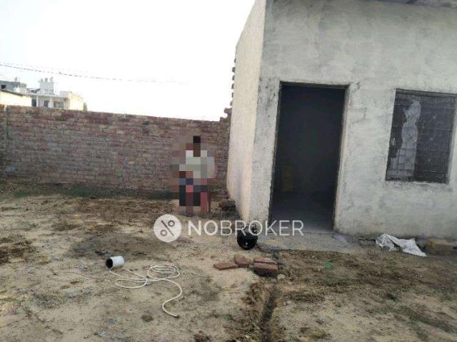 Property for sale in South West Delhi, Deri