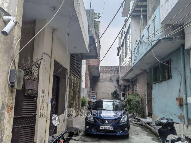 Property for sale in South West Delhi, Deri