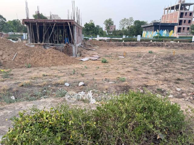 Property for sale in Hariana