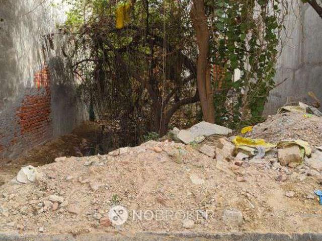 Property for sale in North West Delhi, Deri