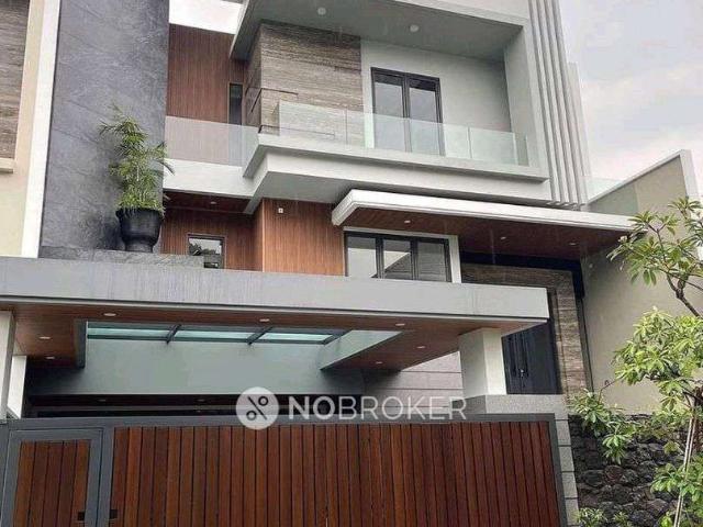 Property for sale in North Delhi, Deri