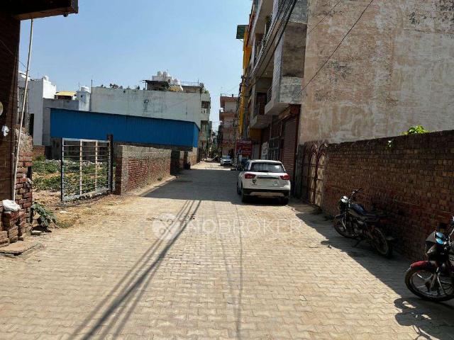Property for sale in Hariana