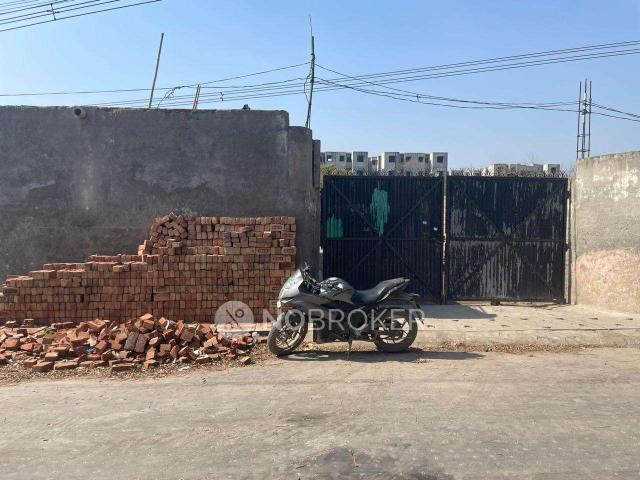 Property for sale in West Delhi, Deri