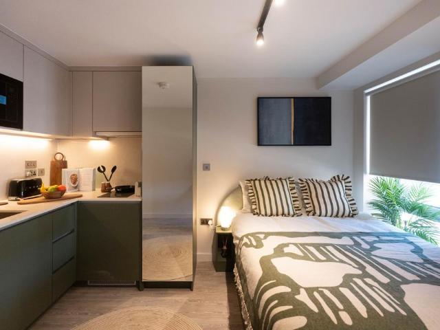 Apartment for rent in Norbiton, Greater London