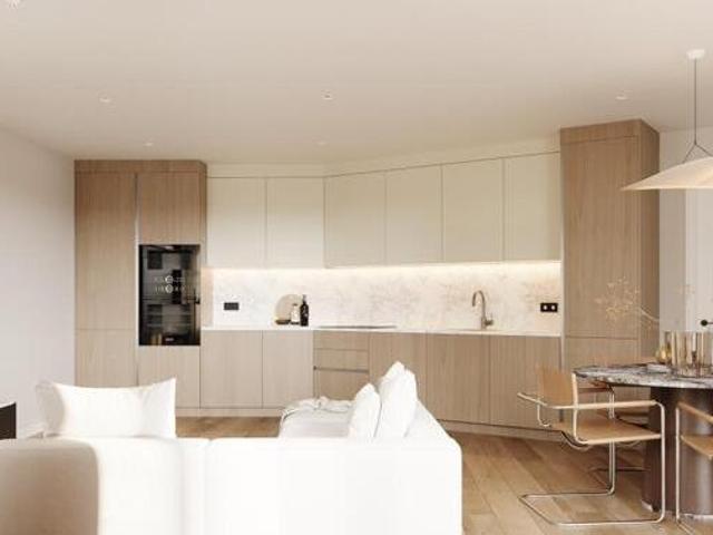 House for sale in Pinner, Greater London