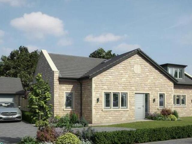 House for sale in Charlesworth, East Midlands