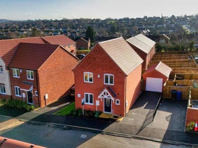 House for sale in Loundsley Green, East Midlands