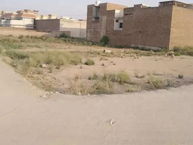 Land for sale in Peshawar, North West Frontier Province