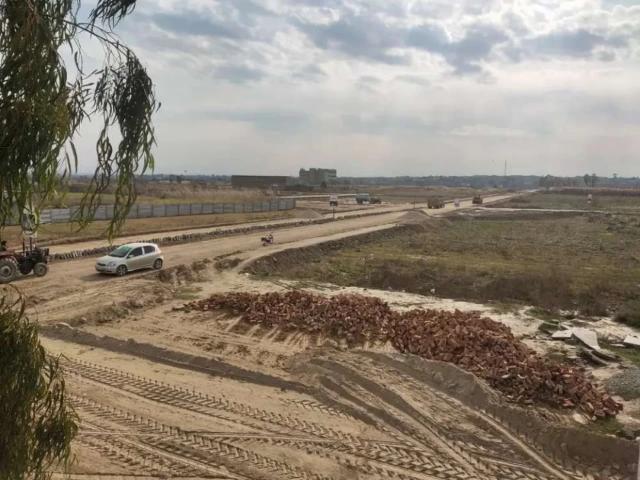 Land for sale in Peshawar, North West Frontier Province