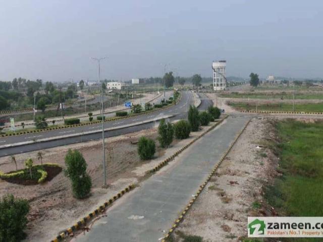 Land for sale in Sheikhupura, Islamabad Capital Territory