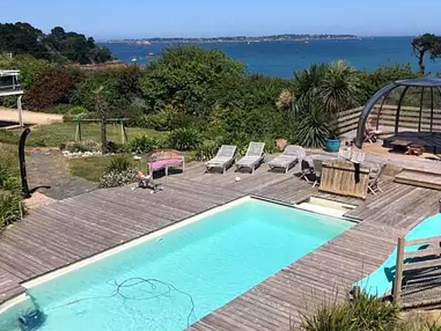 Maison vente à Guingamp, Bretagne
