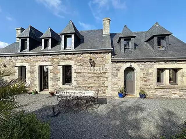 Maison vente à Guingamp, Bretagne