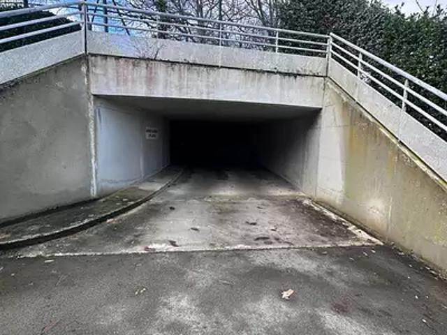 Garage vente à Guingamp, Bretagne