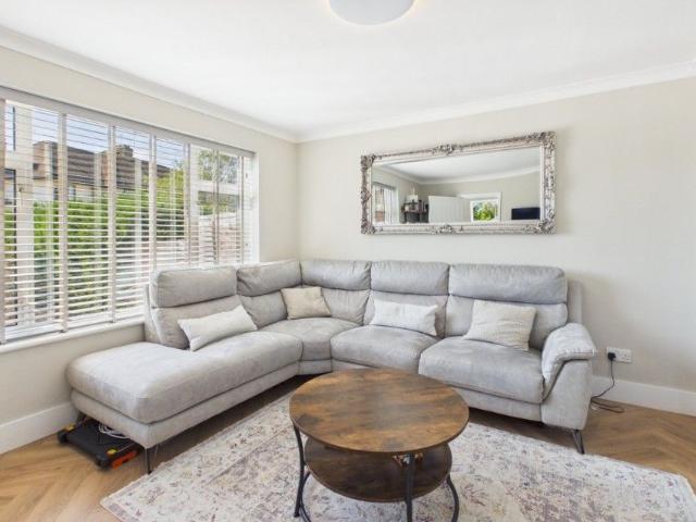House for rent in Swallow, Buckinghamshire