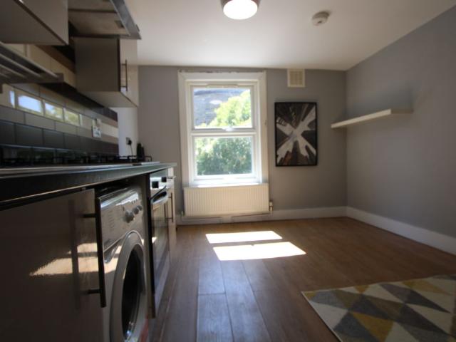 Apartment for rent in Clapham Junction, Greater London