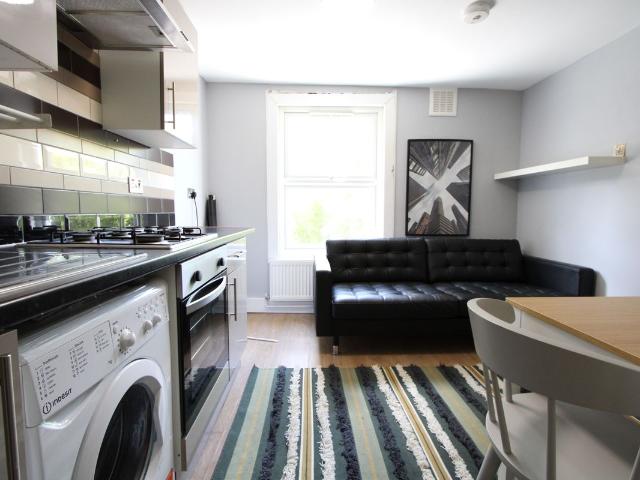 Apartment for rent in Clapham Junction, Greater London