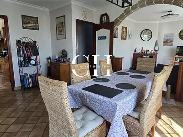 Maison vente à Guingamp, Bretagne