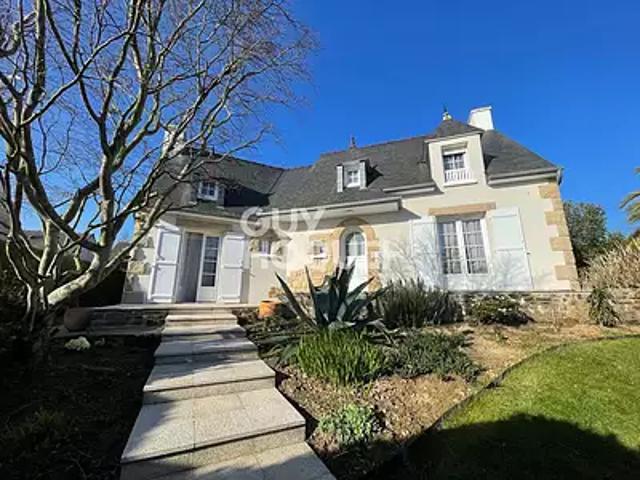 Maison vente à Guingamp, Bretagne