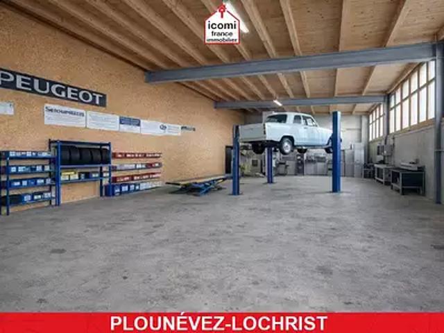 Garage vente à Roscogoz, Plounévez-Lochrist