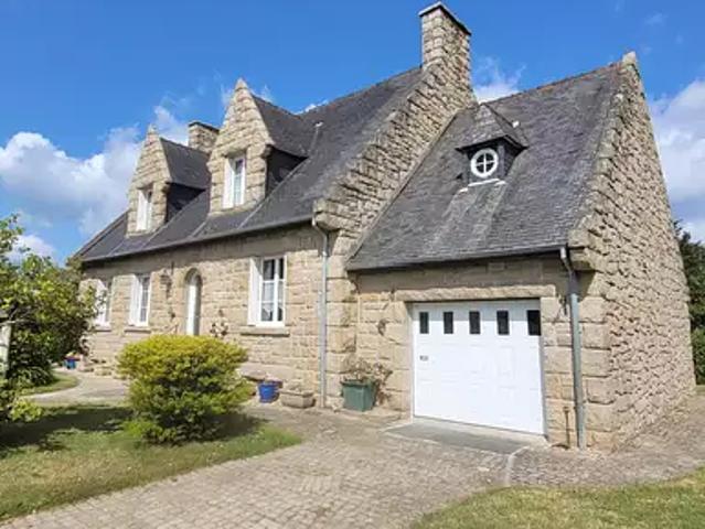 Maison vente à Guingamp, Bretagne