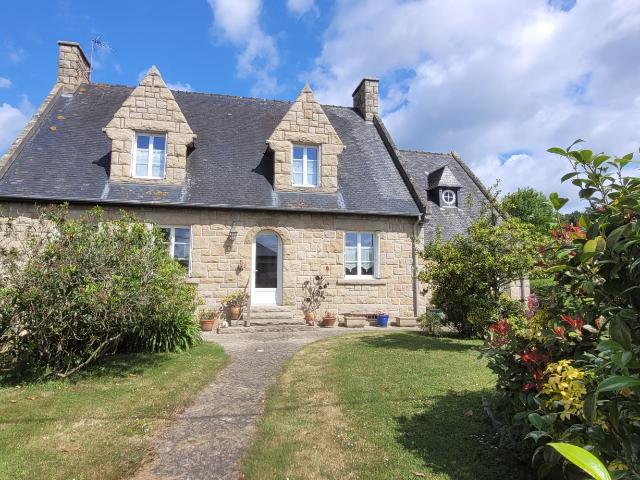 Maison vente à Guingamp, Bretagne