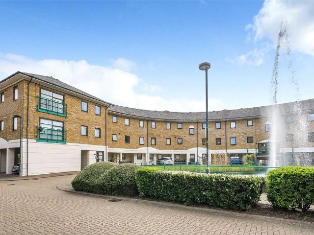 Apartment for rent in Rotherhithe, Greater London