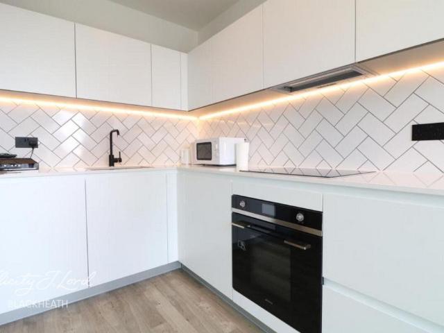 Apartment for rent in Kidbrooke, Greater London