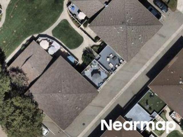 Condo for sale in Canyon Country, California