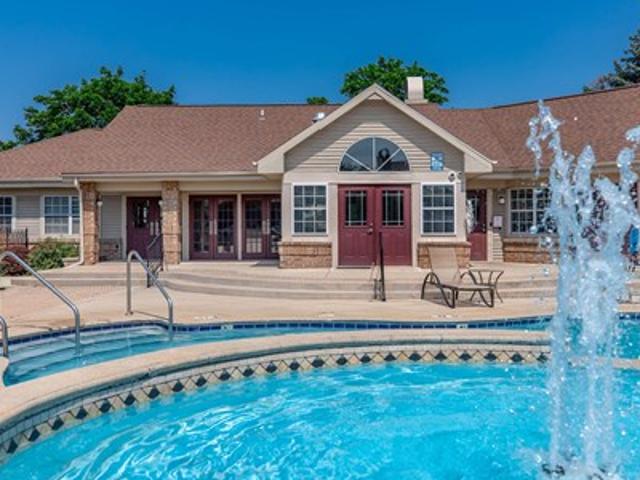 Apartment for rent in Hales Corners
