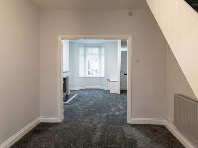 House for rent in Calderstones