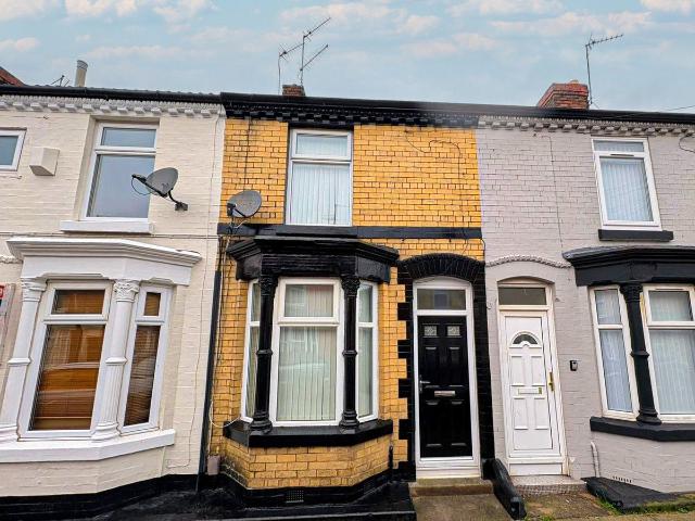 House for rent in Calderstones