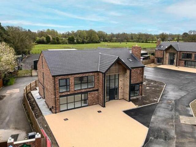 House for sale in Knutsford