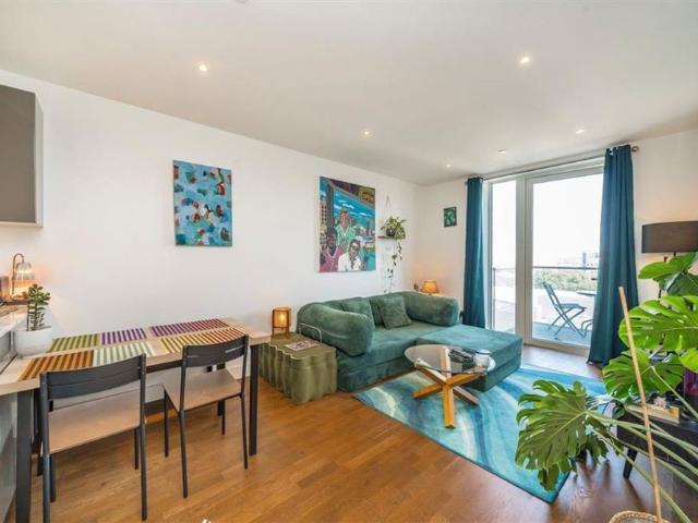 Apartment for rent in Glyndon, Plumstead
