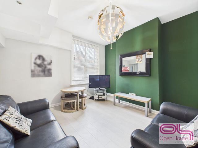 Room for rent in Plungington, Higher Bartle