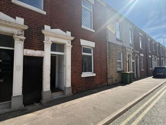 House for rent in Plungington, Higher Bartle