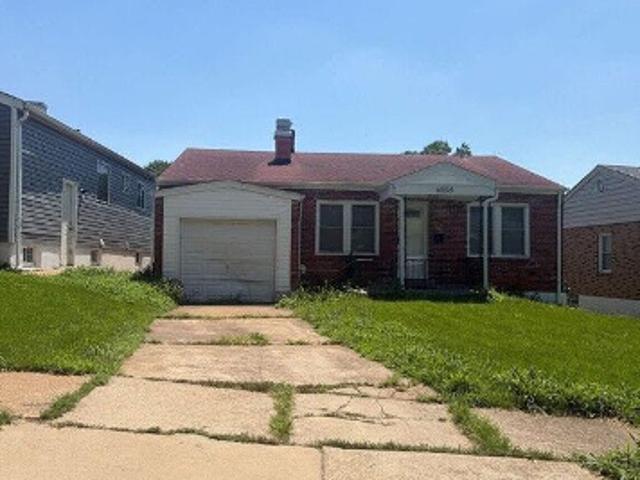House for sale in De Soto Place, University City