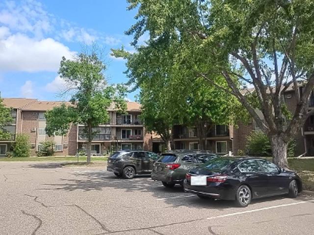Condo for sale in Hennepin, Minnesota
