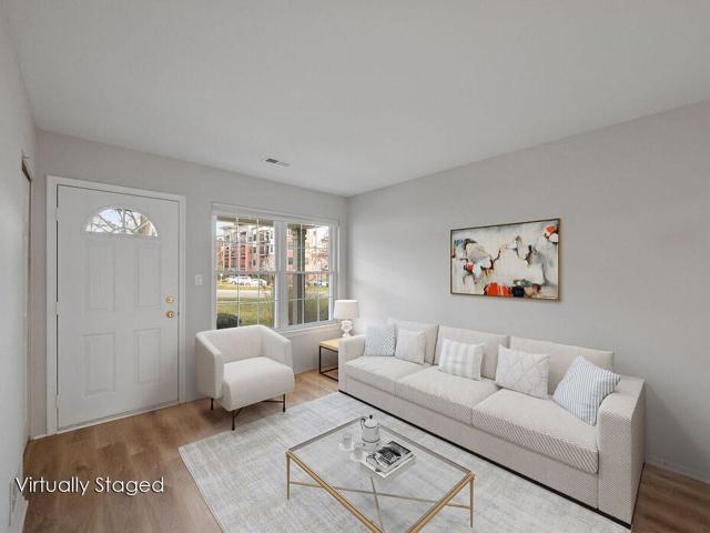 Apartment for rent in Plymouth, Michigan
